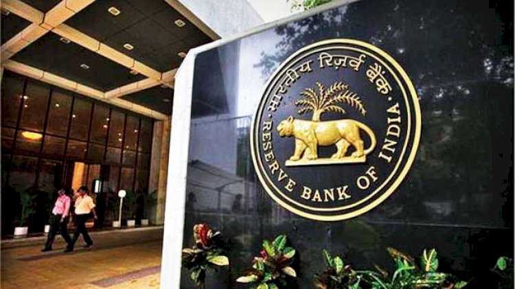 कोरोना काल में RBI ने राहत के लिए किए बड़े एलान, 5 पॉइंट में समझें किसे क्या मिला